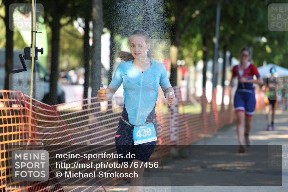 07.09.2025 - 19. Norderstedt Triathlon Michael Strokosch http://msf.ph/oto/8767456 07.09.2025 16:15:53 Laufen 430, 459, 523, 1498 meine-sportfotos.de