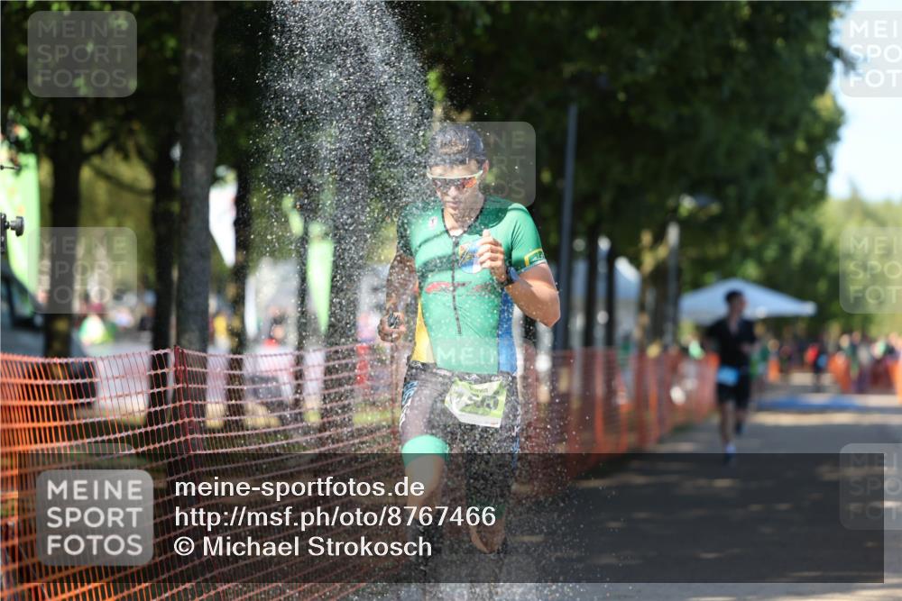 07.09.2025 - 19. Norderstedt Triathlon Michael Strokosch http://msf.ph/oto/8767466 07.09.2025 15:18:19 Laufen 877, 991, 1027, 1505 meine-sportfotos.de