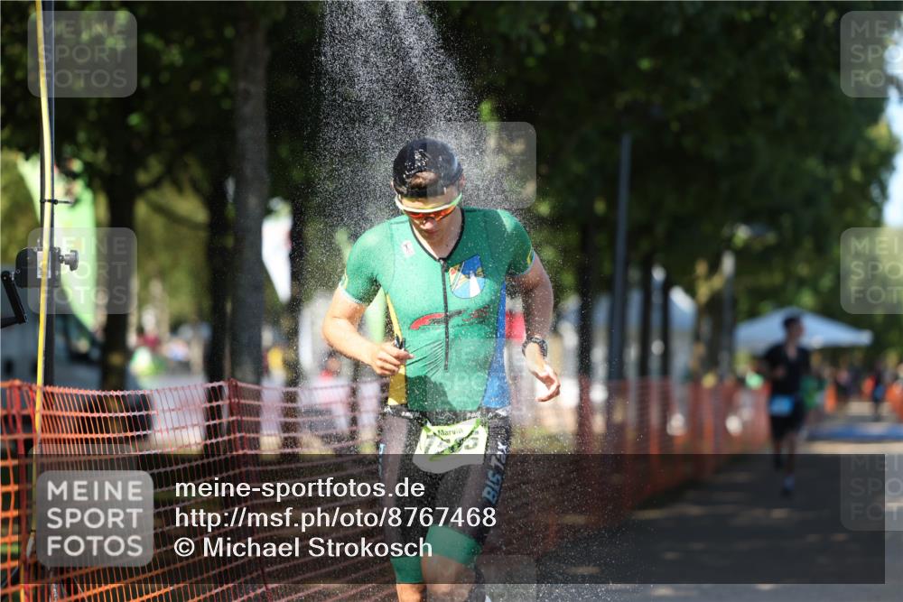 07.09.2025 - 19. Norderstedt Triathlon Michael Strokosch http://msf.ph/oto/8767468 07.09.2025 15:18:19 Laufen 877, 991, 1027, 1505 meine-sportfotos.de