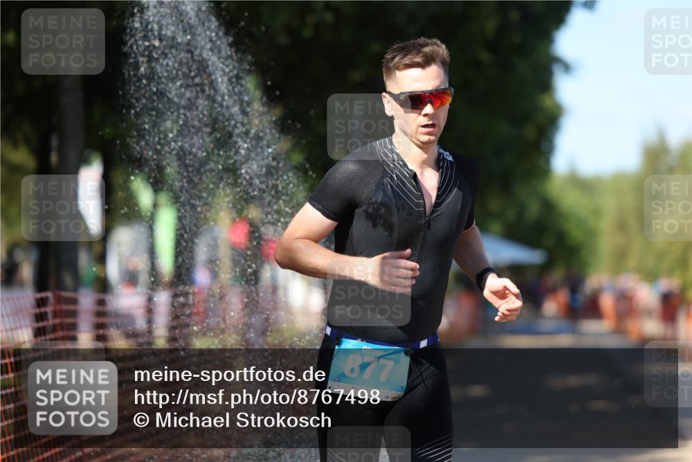 07.09.2025 - 19. Norderstedt Triathlon Michael Strokosch http://msf.ph/oto/8767498 07.09.2025 15:18:27 Laufen 877, 1027 meine-sportfotos.de