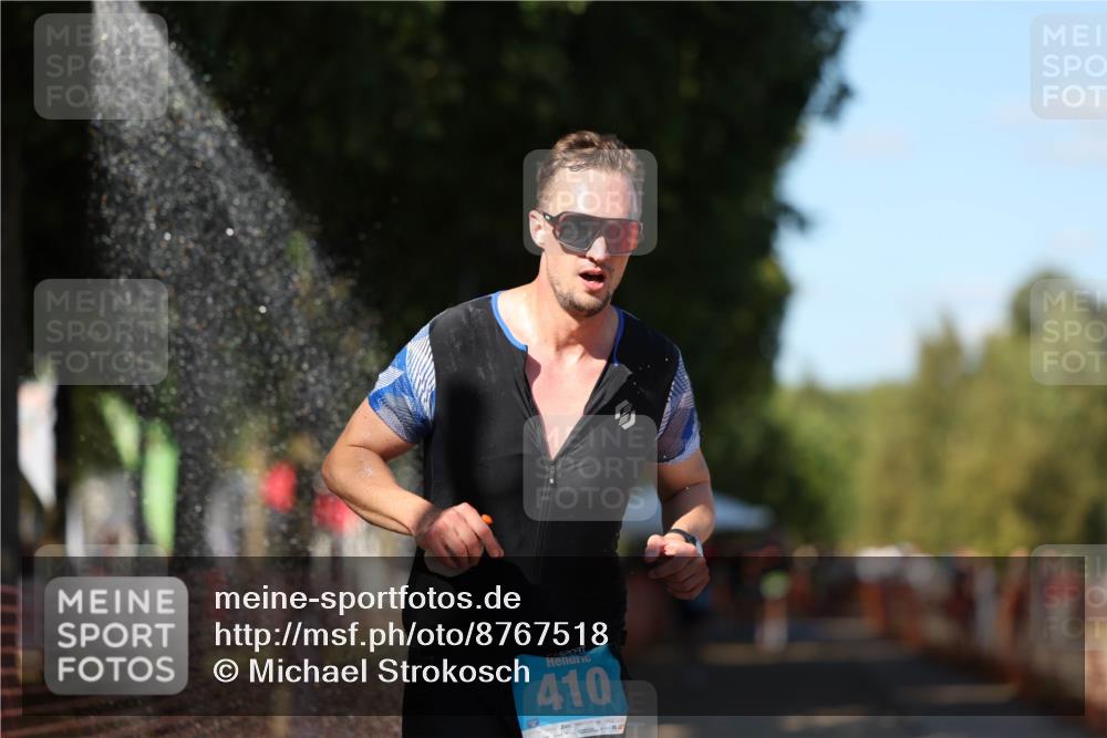 07.09.2025 - 19. Norderstedt Triathlon Michael Strokosch http://msf.ph/oto/8767518 07.09.2025 15:18:45 Laufen 374, 410 meine-sportfotos.de