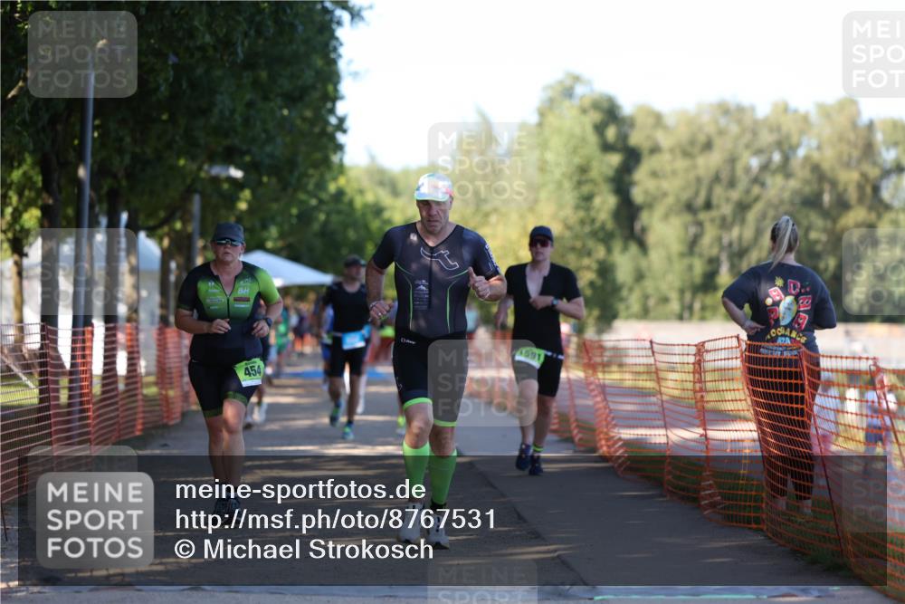 07.09.2025 - 19. Norderstedt Triathlon Michael Strokosch http://msf.ph/oto/8767531 07.09.2025 16:16:10 Laufen 414, 454, 868, 1070, 1591, 1604, 1624 meine-sportfotos.de