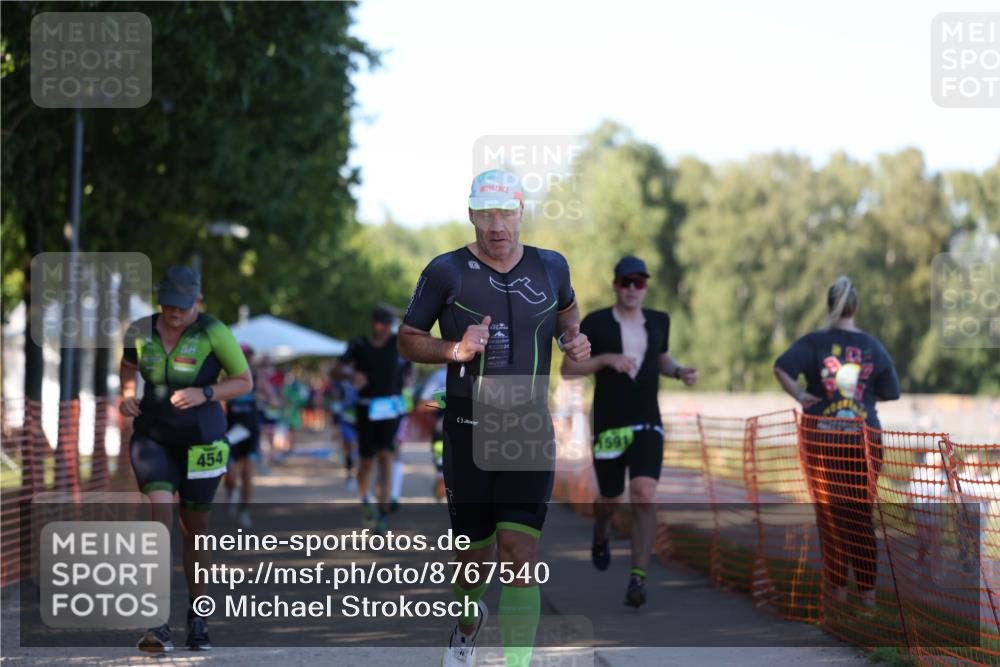 07.09.2025 - 19. Norderstedt Triathlon Michael Strokosch http://msf.ph/oto/8767540 07.09.2025 16:16:11 Laufen 414, 454, 868, 1070, 1591, 1604, 1624 meine-sportfotos.de