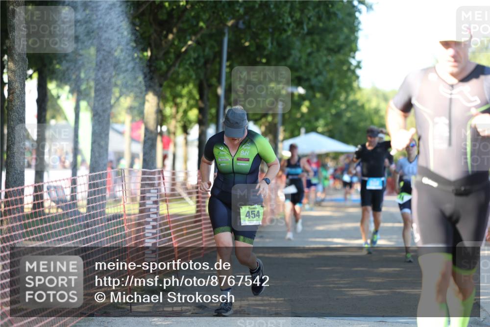 07.09.2025 - 19. Norderstedt Triathlon Michael Strokosch http://msf.ph/oto/8767542 07.09.2025 16:16:12 Laufen 414, 454, 868, 1070, 1565, 1591, 1604 meine-sportfotos.de