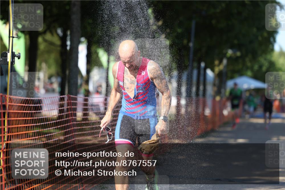 07.09.2025 - 19. Norderstedt Triathlon Michael Strokosch http://msf.ph/oto/8767557 07.09.2025 15:19:00 Laufen 1020, 1026 meine-sportfotos.de