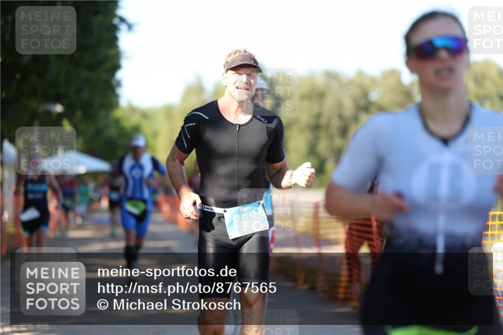 07.09.2025 - 19. Norderstedt Triathlon Michael Strokosch http://msf.ph/oto/8767565 07.09.2025 16:16:17 Laufen 414, 454, 868, 1070, 1486, 1565, 1570, 1591 meine-sportfotos.de