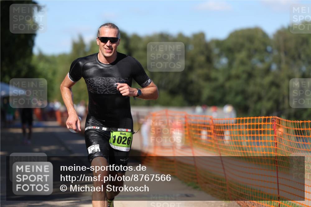 07.09.2025 - 19. Norderstedt Triathlon Michael Strokosch http://msf.ph/oto/8767566 07.09.2025 15:19:02 Laufen 417, 1020, 1026 meine-sportfotos.de