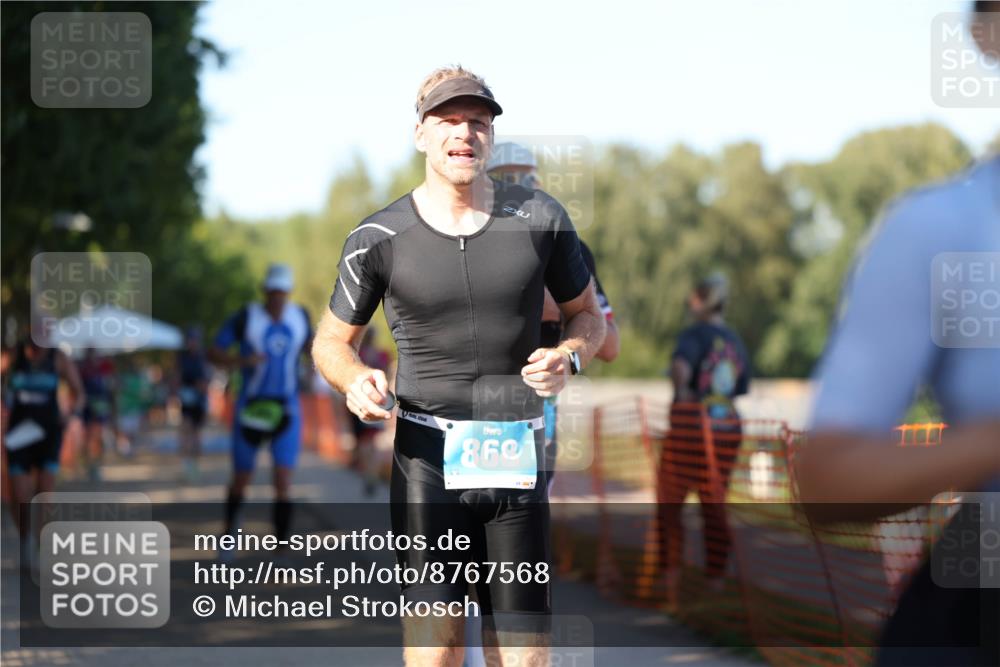 07.09.2025 - 19. Norderstedt Triathlon Michael Strokosch http://msf.ph/oto/8767568 07.09.2025 16:16:17 Laufen 414, 454, 868, 1070, 1486, 1565, 1570, 1591 meine-sportfotos.de