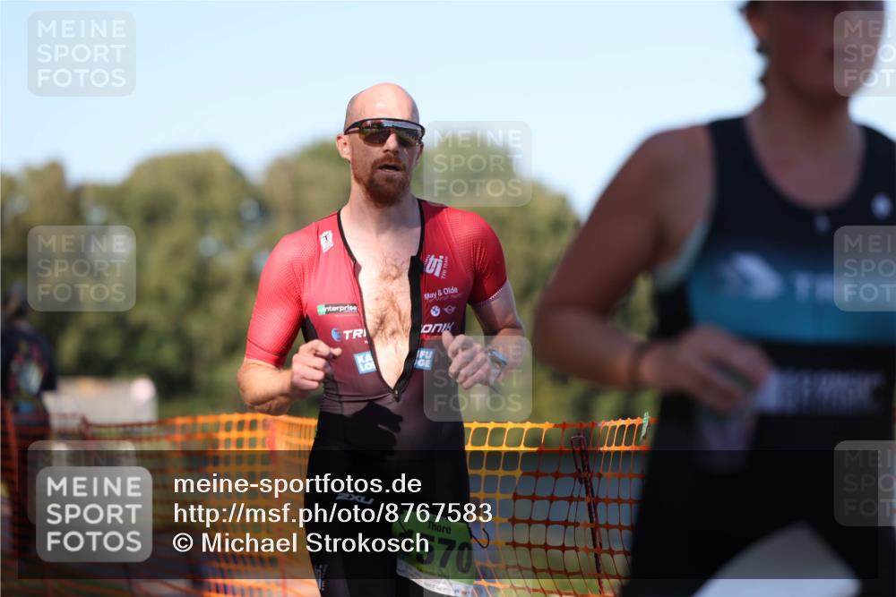 07.09.2025 - 19. Norderstedt Triathlon Michael Strokosch http://msf.ph/oto/8767583 07.09.2025 16:16:24 Laufen 499, 882, 1486, 1497, 1565, 1570 meine-sportfotos.de