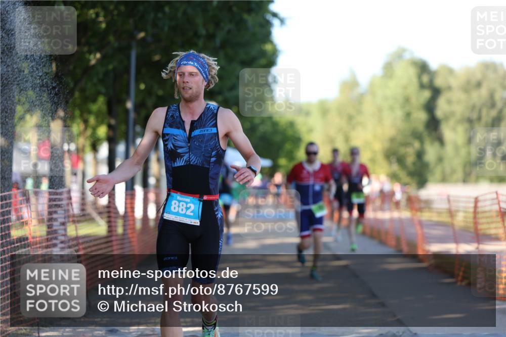 07.09.2025 - 19. Norderstedt Triathlon Michael Strokosch http://msf.ph/oto/8767599 07.09.2025 16:16:26 Laufen 416, 499, 882, 1497, 1570, 1571 meine-sportfotos.de