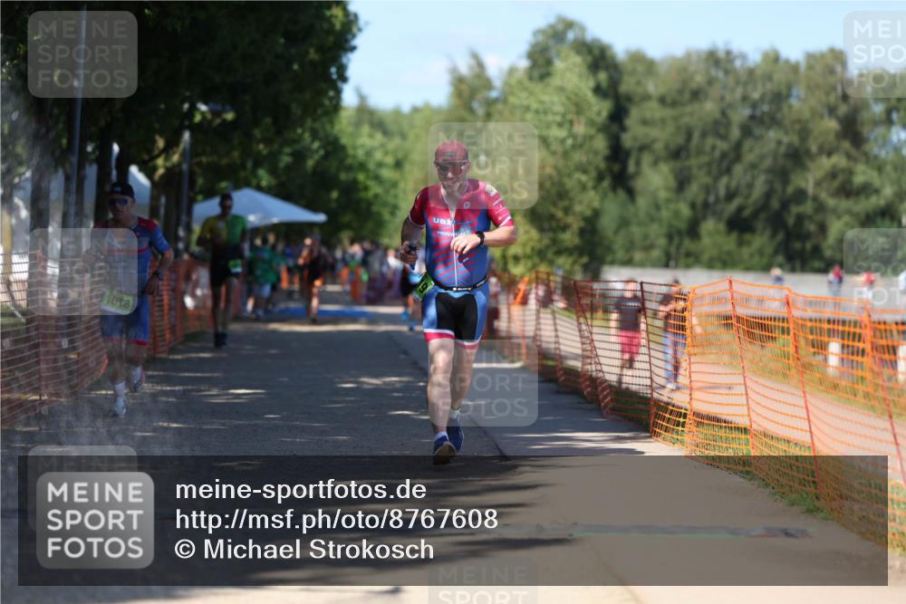 07.09.2025 - 19. Norderstedt Triathlon Michael Strokosch http://msf.ph/oto/8767608 07.09.2025 15:19:21 Laufen 1019 meine-sportfotos.de