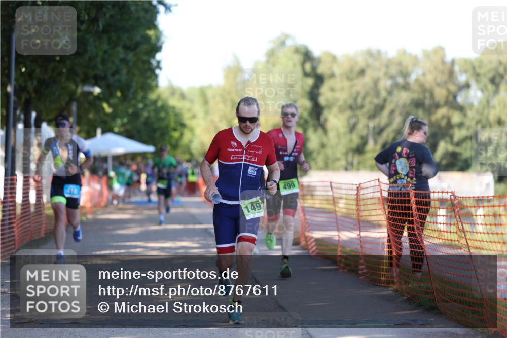 07.09.2025 - 19. Norderstedt Triathlon Michael Strokosch http://msf.ph/oto/8767611 07.09.2025 16:16:29 Laufen 416, 499, 882, 1497, 1571 meine-sportfotos.de