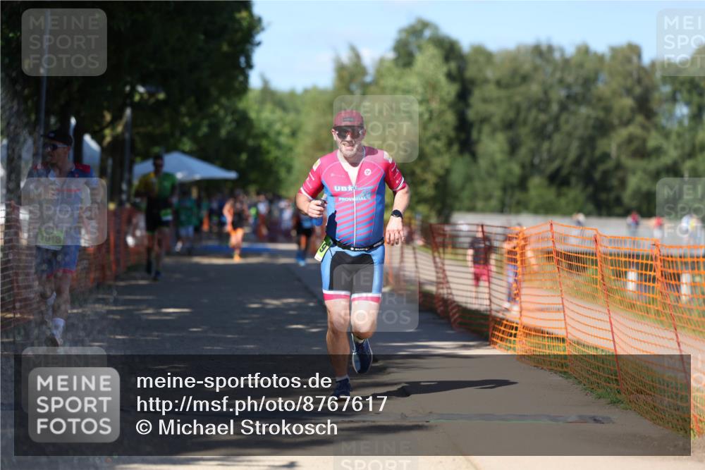 07.09.2025 - 19. Norderstedt Triathlon Michael Strokosch http://msf.ph/oto/8767617 07.09.2025 15:19:22 Laufen 1019 meine-sportfotos.de