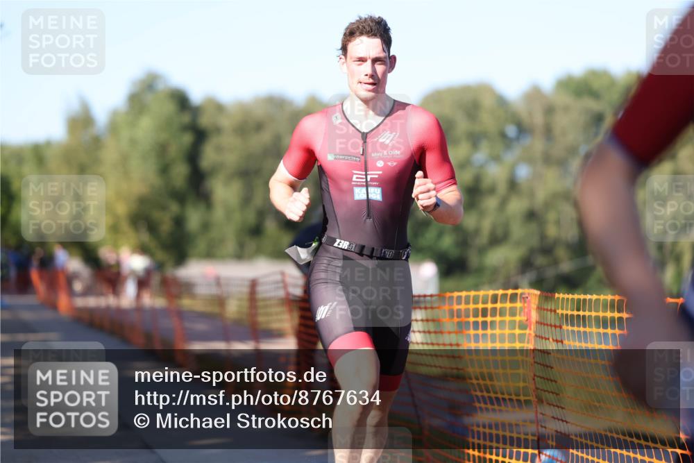 07.09.2025 - 19. Norderstedt Triathlon Michael Strokosch http://msf.ph/oto/8767634 07.09.2025 16:16:33 Laufen 416, 499, 1488, 1497, 1571 meine-sportfotos.de