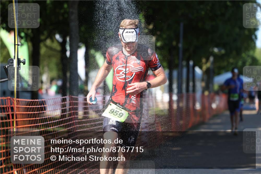 07.09.2025 - 19. Norderstedt Triathlon Michael Strokosch http://msf.ph/oto/8767715 07.09.2025 15:19:51 Laufen 382, 959, 1009 meine-sportfotos.de