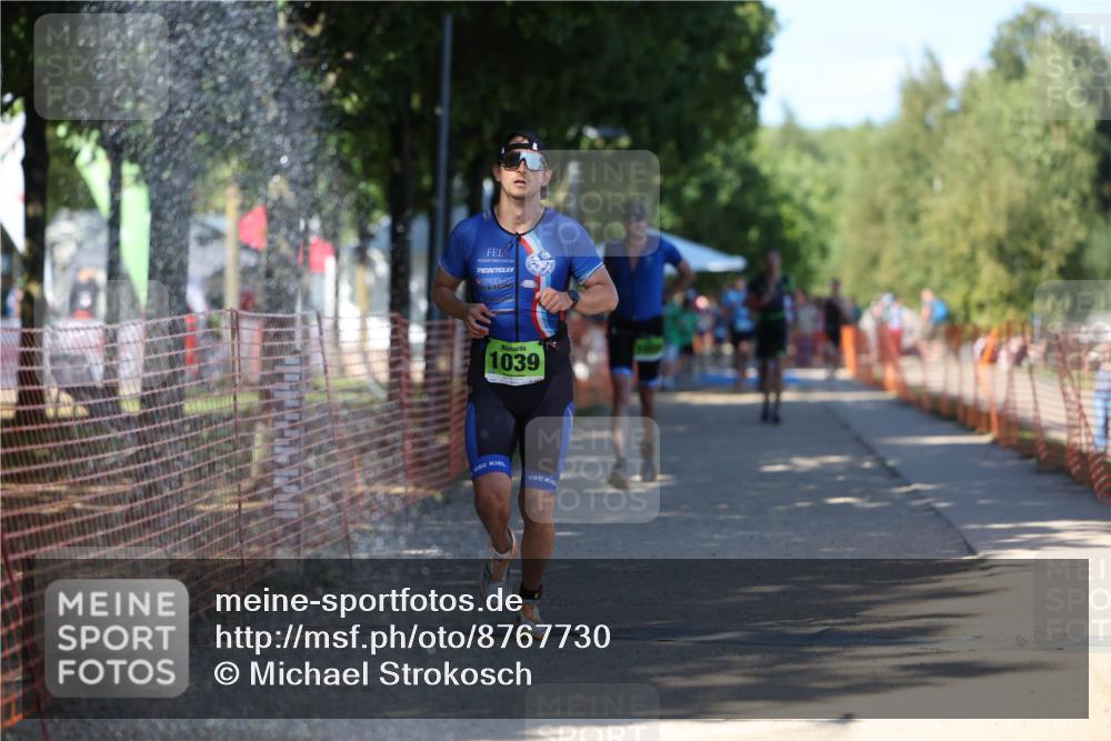 07.09.2025 - 19. Norderstedt Triathlon Michael Strokosch http://msf.ph/oto/8767730 07.09.2025 15:19:54 Laufen 959, 1009 meine-sportfotos.de