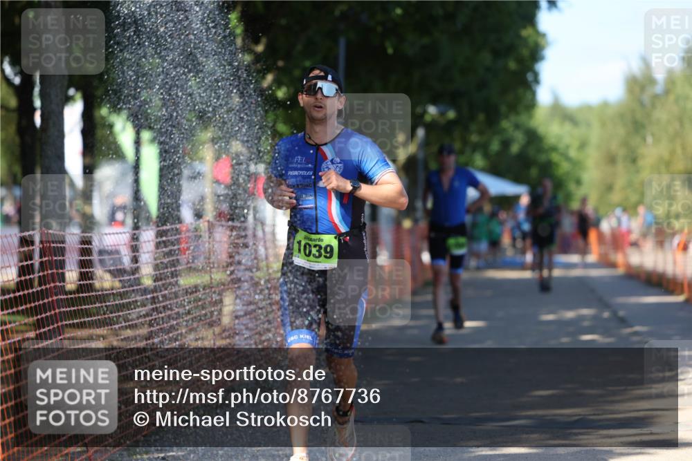 07.09.2025 - 19. Norderstedt Triathlon Michael Strokosch http://msf.ph/oto/8767736 07.09.2025 15:19:55 Laufen 959, 1009 meine-sportfotos.de