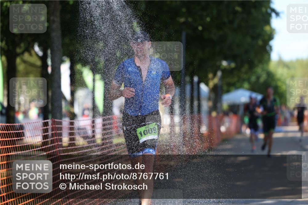 07.09.2025 - 19. Norderstedt Triathlon Michael Strokosch http://msf.ph/oto/8767761 07.09.2025 15:19:59 Laufen 900, 971, 1002, 1009 meine-sportfotos.de