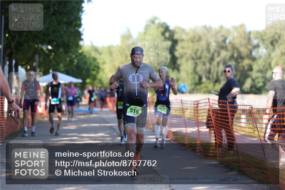 07.09.2025 - 19. Norderstedt Triathlon Michael Strokosch http://msf.ph/oto/8767762 07.09.2025 16:17:17 Laufen 390, 440, 477, 512, 516, 542 meine-sportfotos.de
