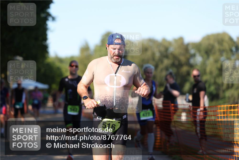07.09.2025 - 19. Norderstedt Triathlon Michael Strokosch http://msf.ph/oto/8767764 07.09.2025 16:17:19 Laufen 390, 477, 512, 516, 542 meine-sportfotos.de