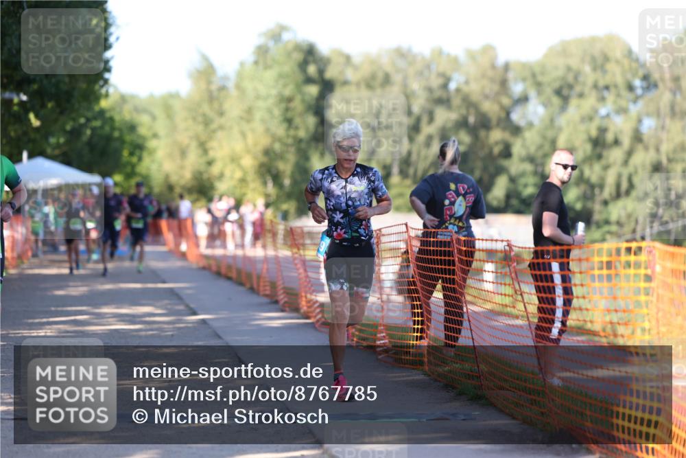 07.09.2025 - 19. Norderstedt Triathlon Michael Strokosch http://msf.ph/oto/8767785 07.09.2025 16:17:37 Laufen 909, 1439, 1492 meine-sportfotos.de