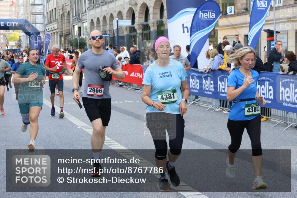 07.09.2025 - BARMER Alsterlauf Strokosch-Dieckow http://msf.ph/oto/8767786 07.09.2025 10:11:09 Ziel 2283, 2300, 2772, 2820, 2915, 2934, 3089, 3393, 3398, 3485, 3526, 3732, 3783, 3828, 3867, 4846, 5166, 8264 meine-sportfotos.de