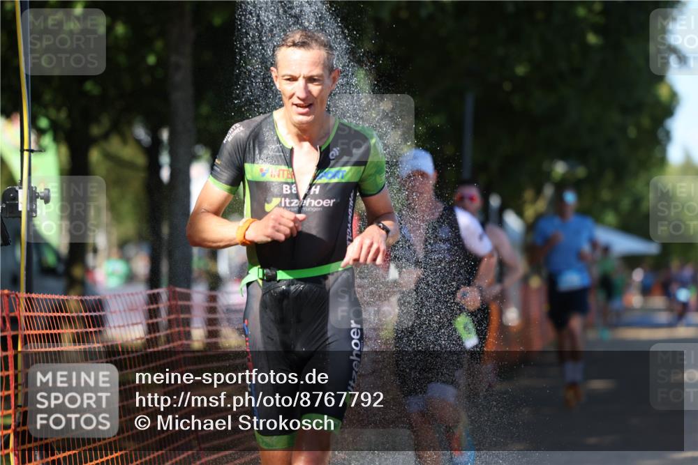 07.09.2025 - 19. Norderstedt Triathlon Michael Strokosch http://msf.ph/oto/8767792 07.09.2025 15:20:05 Laufen 900, 971, 1002, 1408 meine-sportfotos.de