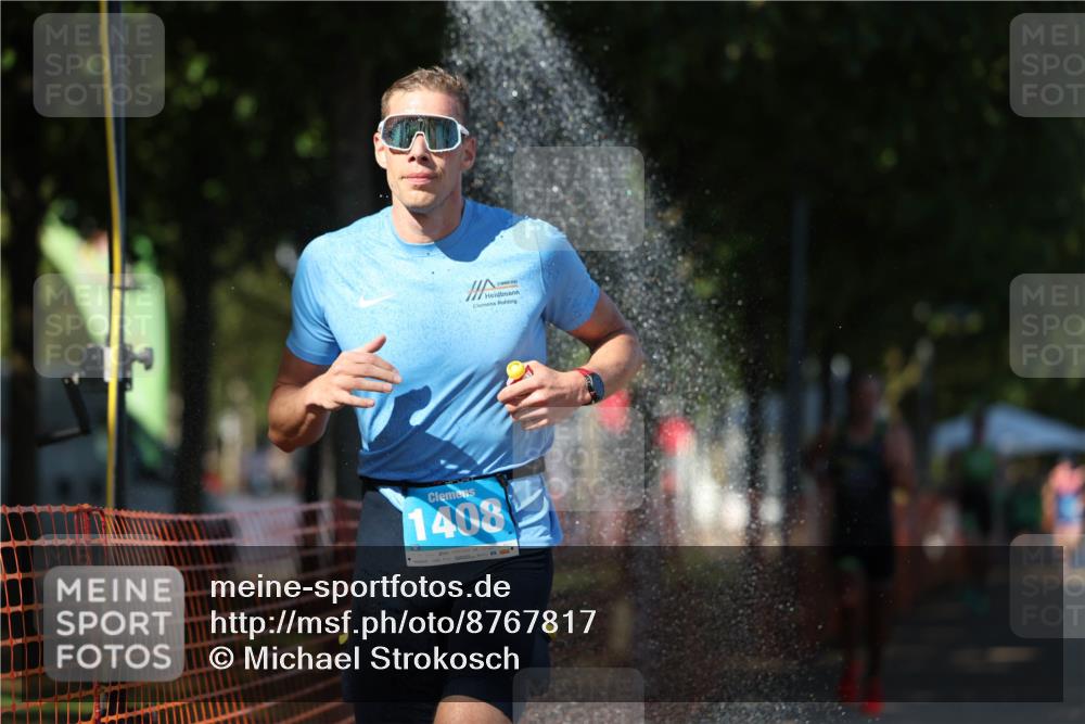07.09.2025 - 19. Norderstedt Triathlon Michael Strokosch http://msf.ph/oto/8767817 07.09.2025 15:20:09 Laufen 971, 1002, 1408 meine-sportfotos.de