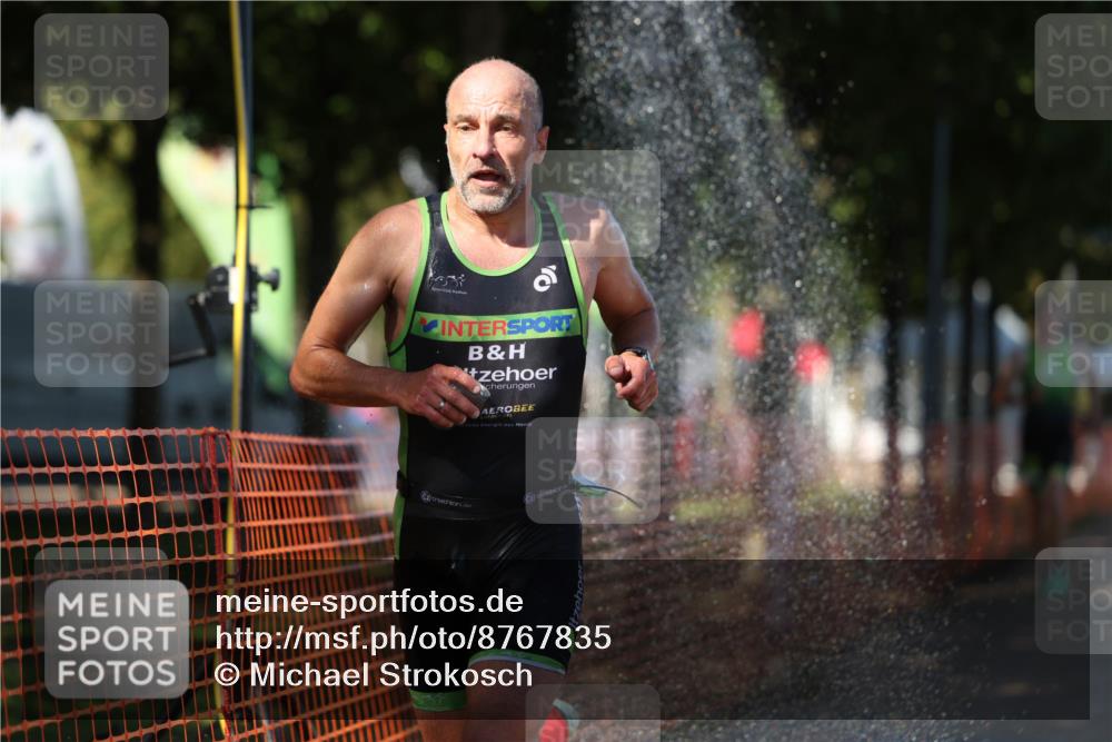 07.09.2025 - 19. Norderstedt Triathlon Michael Strokosch http://msf.ph/oto/8767835 07.09.2025 15:20:12 Laufen 1408 meine-sportfotos.de