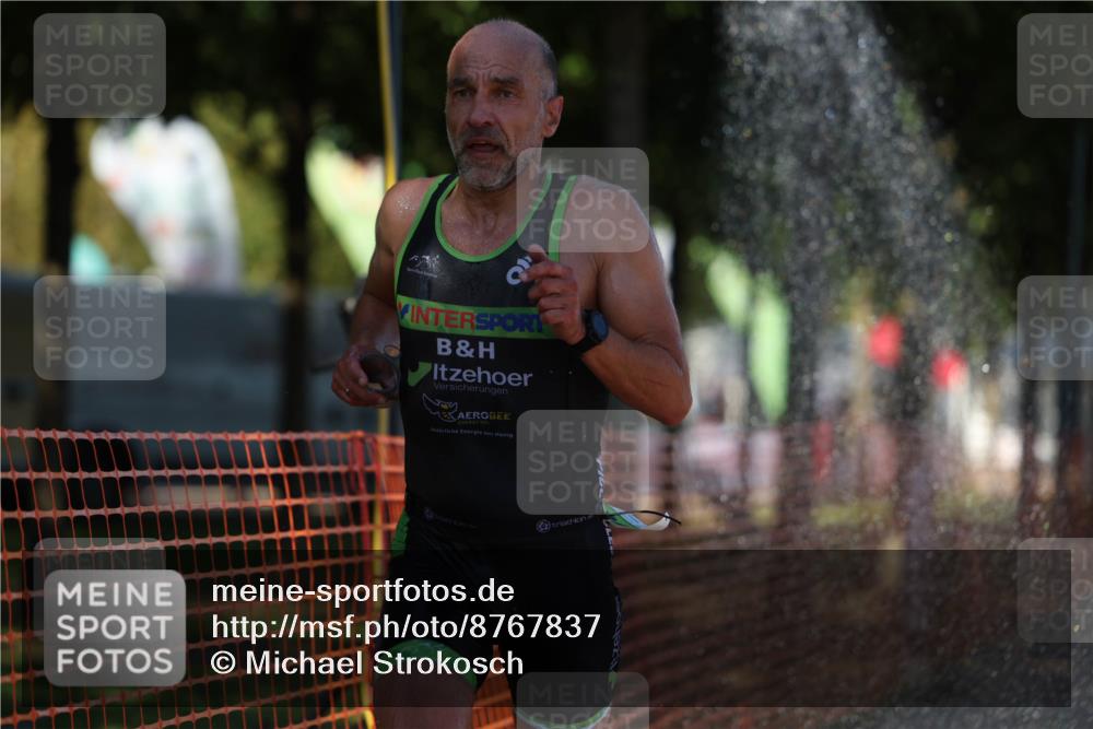 07.09.2025 - 19. Norderstedt Triathlon Michael Strokosch http://msf.ph/oto/8767837 07.09.2025 15:20:12 Laufen 1408 meine-sportfotos.de