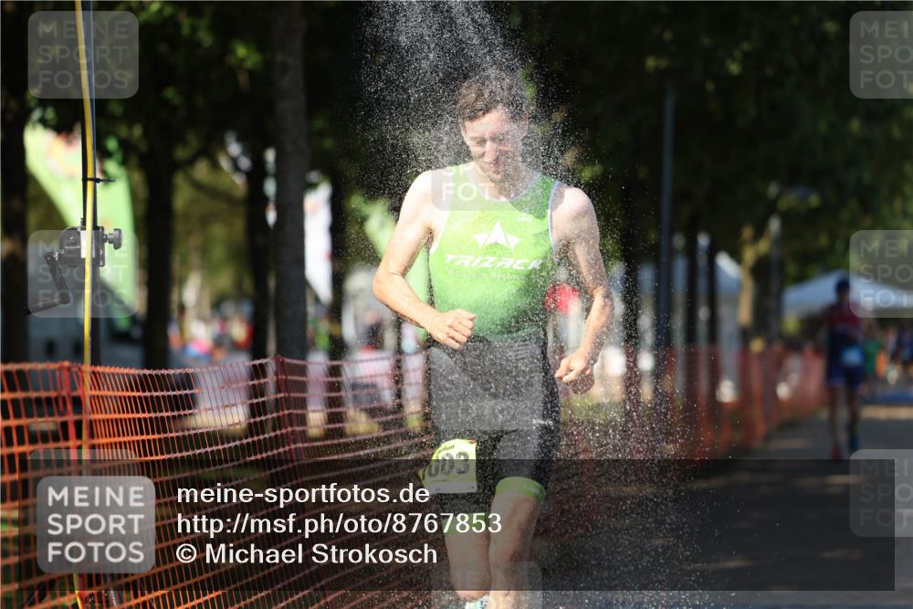 07.09.2025 - 19. Norderstedt Triathlon Michael Strokosch http://msf.ph/oto/8767853 07.09.2025 15:20:17 Laufen 908, 1456 meine-sportfotos.de