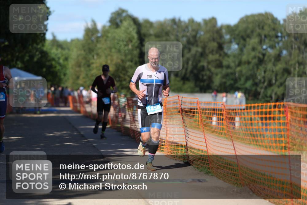 07.09.2025 - 19. Norderstedt Triathlon Michael Strokosch http://msf.ph/oto/8767870 07.09.2025 15:20:21 Laufen 393, 908, 1456 meine-sportfotos.de