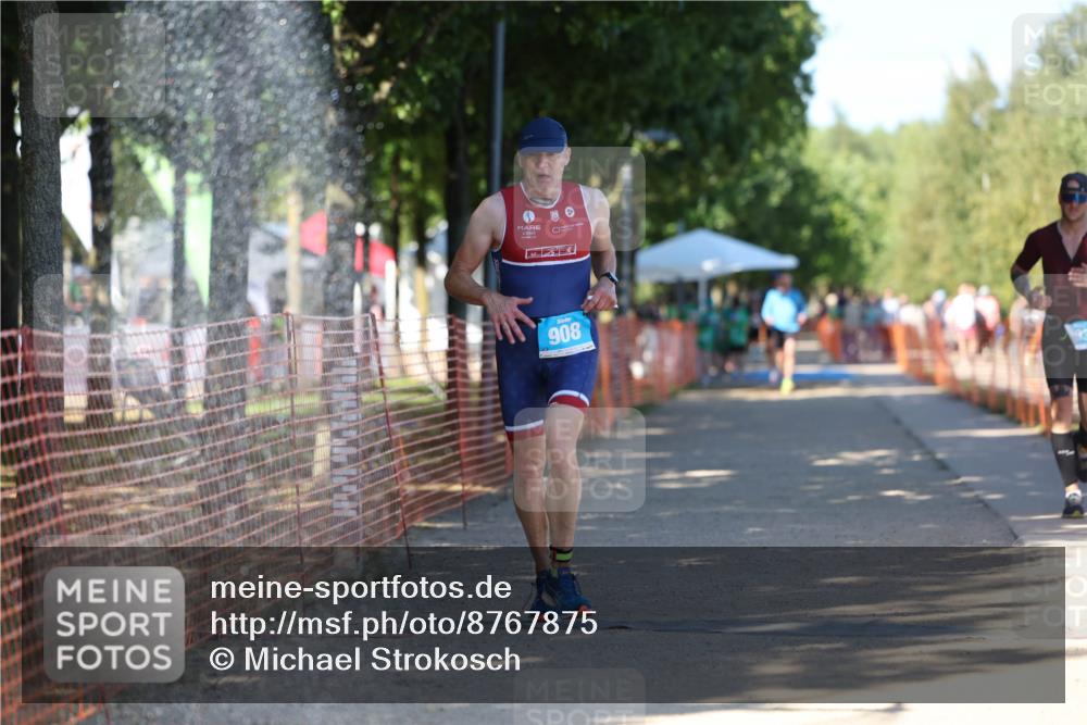 07.09.2025 - 19. Norderstedt Triathlon Michael Strokosch http://msf.ph/oto/8767875 07.09.2025 15:20:23 Laufen 393, 908, 1456 meine-sportfotos.de