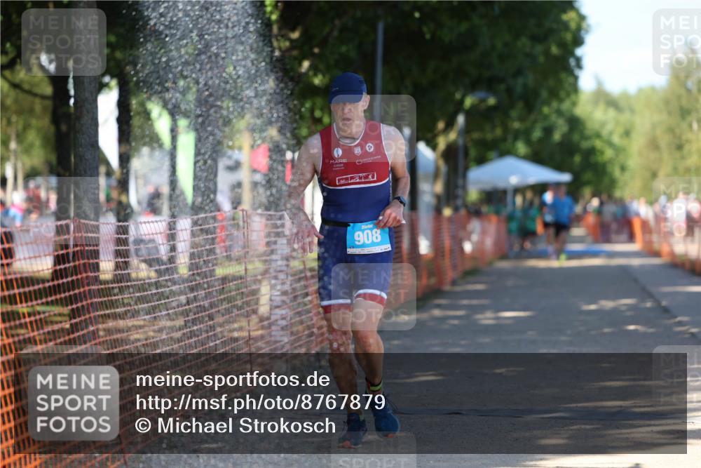 07.09.2025 - 19. Norderstedt Triathlon Michael Strokosch http://msf.ph/oto/8767879 07.09.2025 15:20:24 Laufen 393, 908, 1456 meine-sportfotos.de