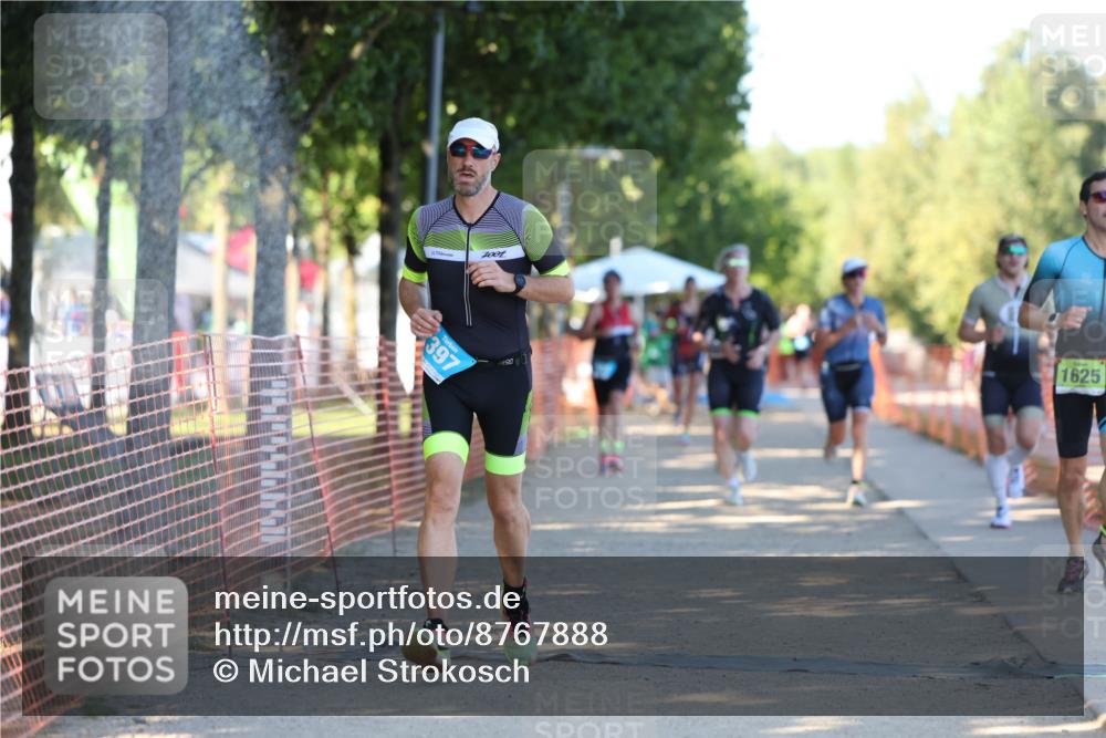 07.09.2025 - 19. Norderstedt Triathlon Michael Strokosch http://msf.ph/oto/8767888 07.09.2025 16:17:56 Laufen 397, 515, 524, 884, 1076, 1450, 1595, 1625 meine-sportfotos.de