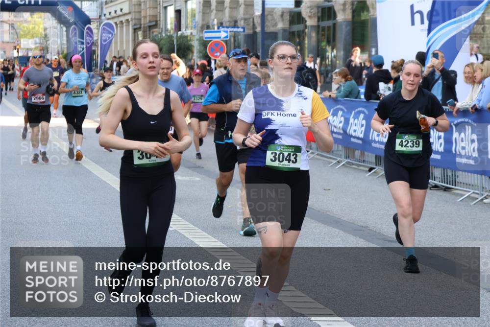 07.09.2025 - BARMER Alsterlauf Strokosch-Dieckow http://msf.ph/oto/8767897 07.09.2025 10:11:02 Ziel 2300, 2754, 2860, 2915, 3089, 3164, 3485, 3526, 3732, 3791, 3828, 4846, 5166, 5544, 5673, 5674, 8356 meine-sportfotos.de