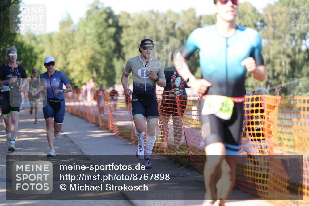 07.09.2025 - 19. Norderstedt Triathlon Michael Strokosch http://msf.ph/oto/8767898 07.09.2025 16:17:59 Laufen 397, 515, 884, 1044, 1076, 1450, 1595, 1625 meine-sportfotos.de