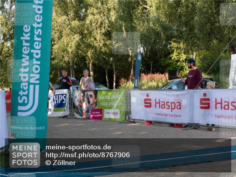 07.09.2025 - 19. Norderstedt Triathlon Zöllner http://msf.ph/oto/8767906 07.09.2025 09:12:18 Ziel 1 meine-sportfotos.de