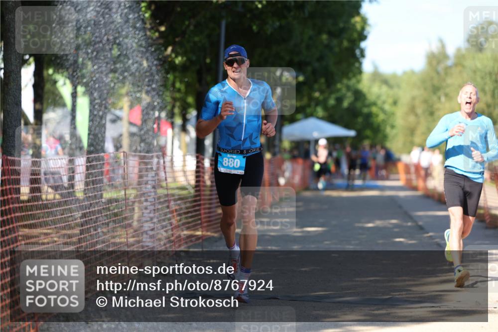 07.09.2025 - 19. Norderstedt Triathlon Michael Strokosch http://msf.ph/oto/8767924 07.09.2025 15:20:35 Laufen 373 meine-sportfotos.de