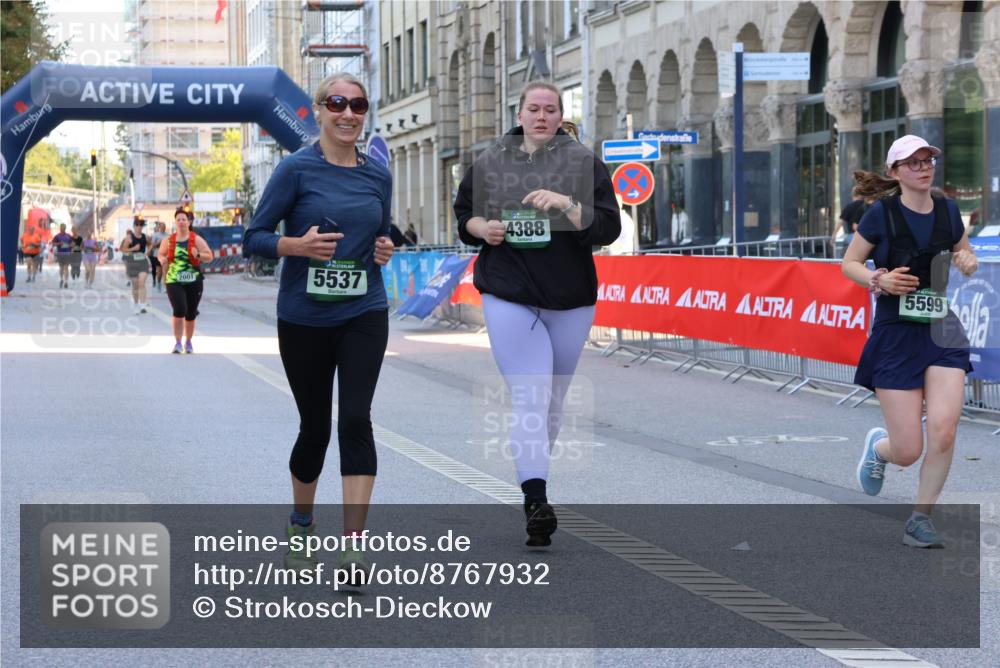 07.09.2025 - BARMER Alsterlauf Strokosch-Dieckow http://msf.ph/oto/8767932 07.09.2025 10:31:36 Ziel 1145, 2420, 2427, 2635, 2807, 3686 meine-sportfotos.de