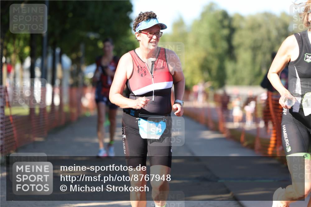 07.09.2025 - 19. Norderstedt Triathlon Michael Strokosch http://msf.ph/oto/8767948 07.09.2025 16:18:06 Laufen 438, 884, 1044, 1480, 1554, 1582, 1595 meine-sportfotos.de