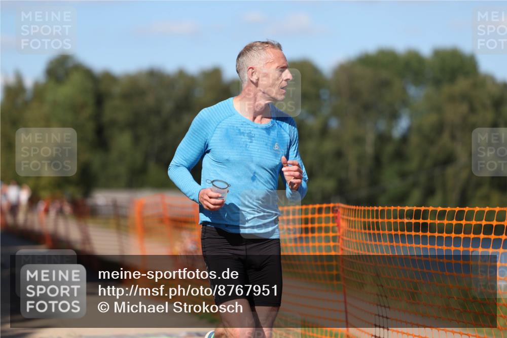 07.09.2025 - 19. Norderstedt Triathlon Michael Strokosch http://msf.ph/oto/8767951 07.09.2025 15:20:38 Laufen 373 meine-sportfotos.de