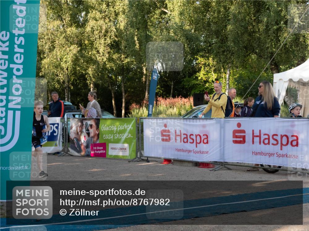 07.09.2025 - 19. Norderstedt Triathlon Zöllner http://msf.ph/oto/8767982 07.09.2025 09:12:59 Ziel 12 meine-sportfotos.de