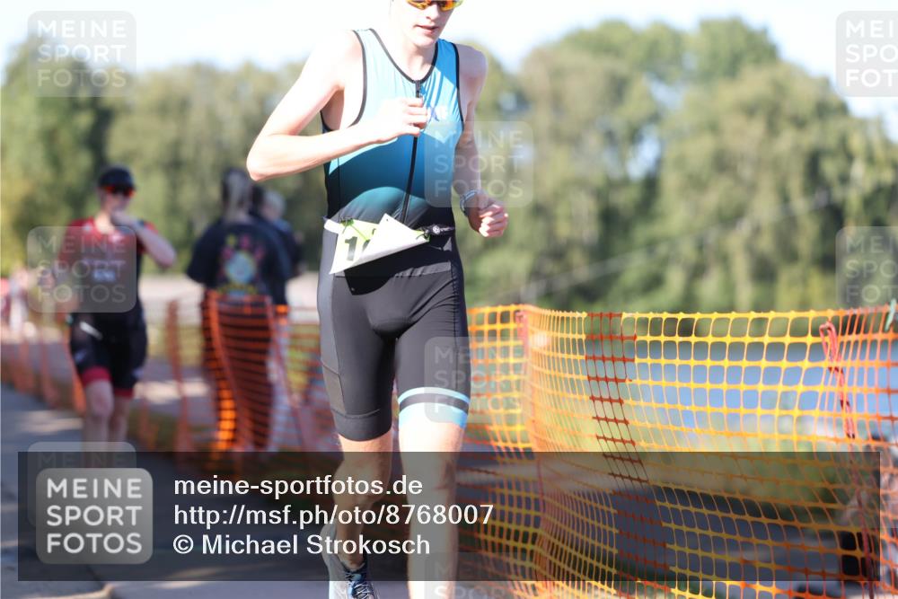 07.09.2025 - 19. Norderstedt Triathlon Michael Strokosch http://msf.ph/oto/8768007 07.09.2025 16:18:19 Laufen 431, 463, 1060, 1082 meine-sportfotos.de