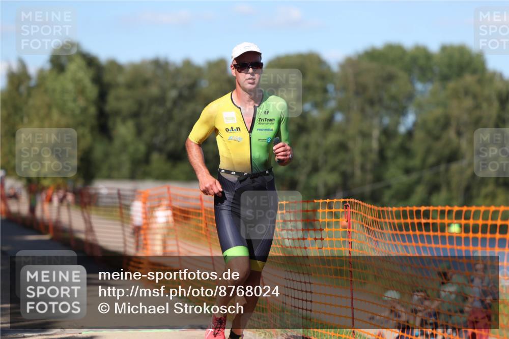 07.09.2025 - 19. Norderstedt Triathlon Michael Strokosch http://msf.ph/oto/8768024 07.09.2025 15:21:04 Laufen 1031 meine-sportfotos.de