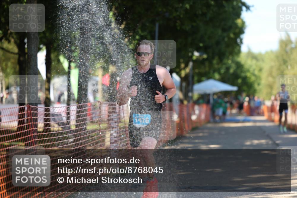 07.09.2025 - 19. Norderstedt Triathlon Michael Strokosch http://msf.ph/oto/8768045 07.09.2025 15:21:15 Laufen 1416 meine-sportfotos.de