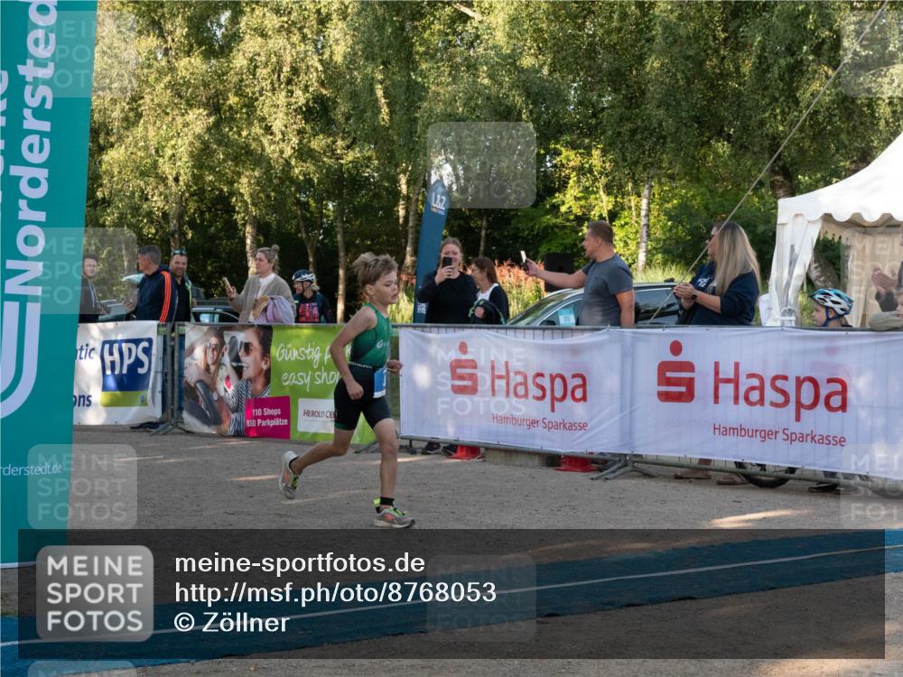 07.09.2025 - 19. Norderstedt Triathlon Zöllner http://msf.ph/oto/8768053 07.09.2025 09:14:11 Ziel 3, 14, 29, 41, 45, 49, 55 meine-sportfotos.de