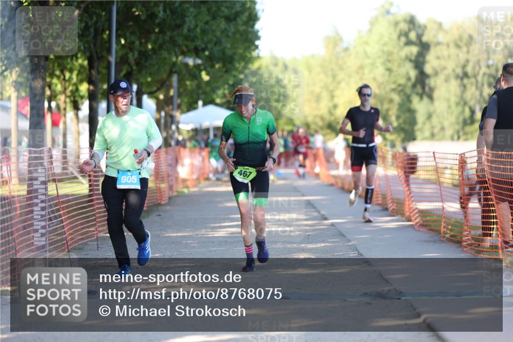 07.09.2025 - 19. Norderstedt Triathlon Michael Strokosch http://msf.ph/oto/8768075 07.09.2025 16:18:35 Laufen 467, 885, 905, 1067, 1510 meine-sportfotos.de