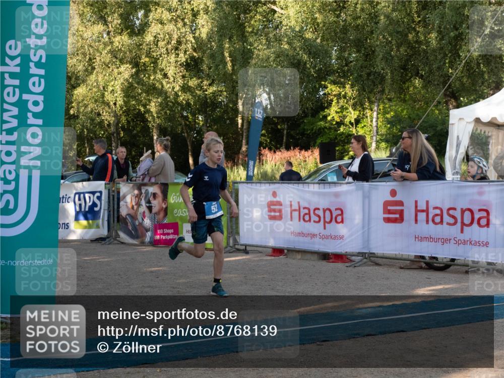 07.09.2025 - 19. Norderstedt Triathlon Zöllner http://msf.ph/oto/8768139 07.09.2025 09:15:40 Ziel 52 meine-sportfotos.de