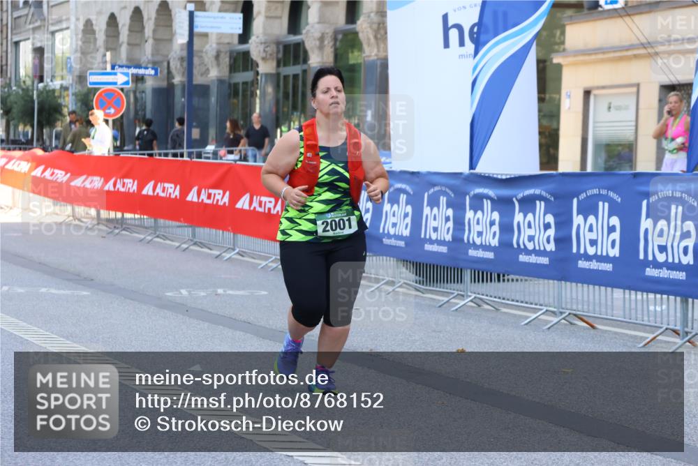 07.09.2025 - BARMER Alsterlauf Strokosch-Dieckow http://msf.ph/oto/8768152 07.09.2025 10:31:49 Ziel 1145, 2635, 3307, 3686 meine-sportfotos.de